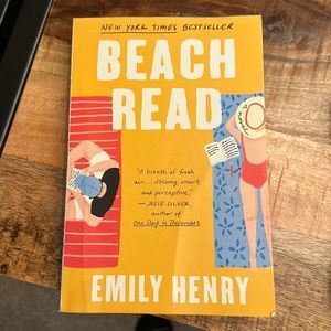 Beach Read by Emily Henry